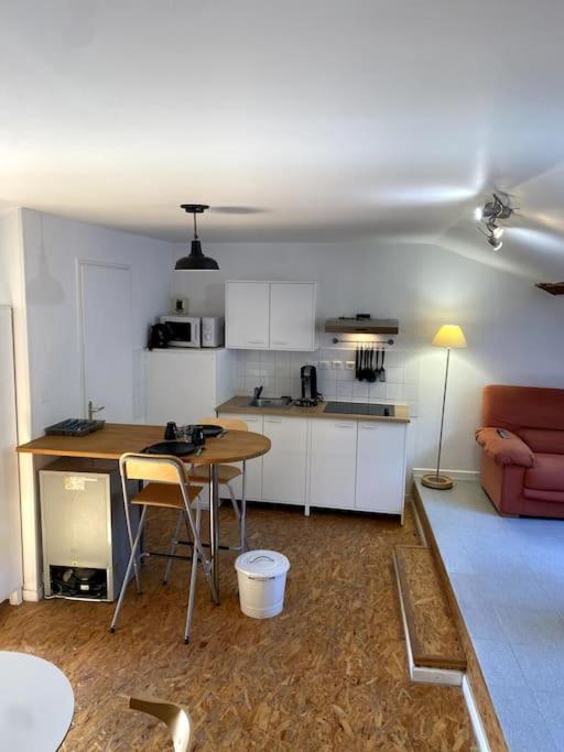 Studio Orgelet-Lac De Vouglans Экстерьер фото